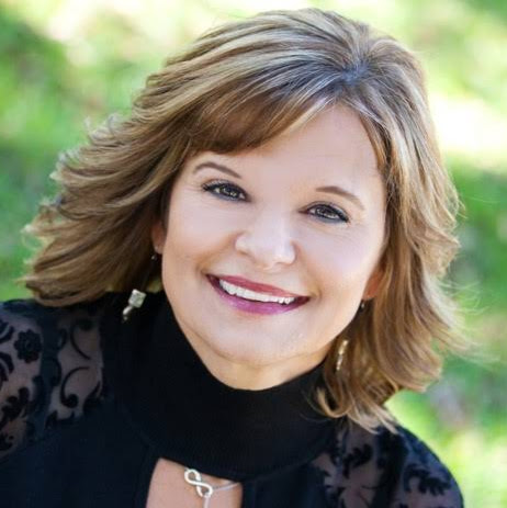 Tracy Jacobs Photo 15
