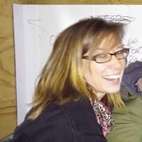 Lorie Robinson Photo 12
