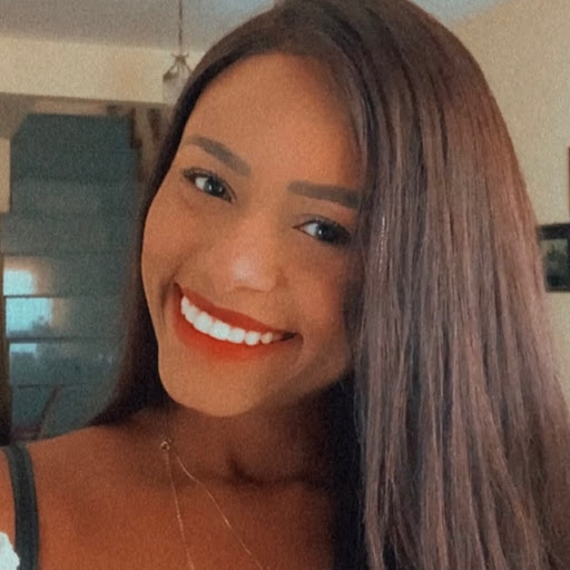 Lori Souza Photo 27