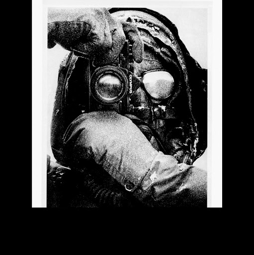 Barney Edwards Photo 21