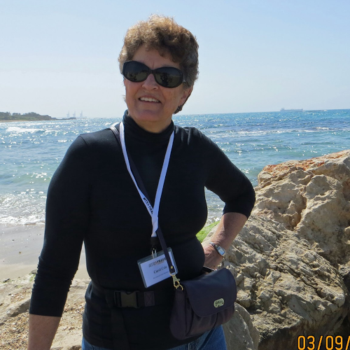 Carol Cole Photo 26