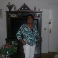 Roberta Evans Photo 14