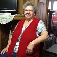 Marie West Photo 17