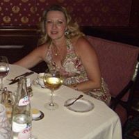 Laura Fowler Photo 25