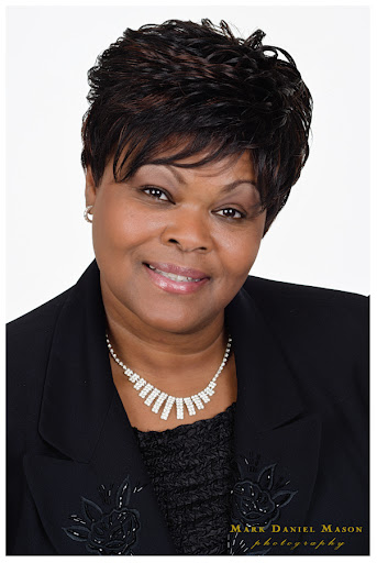 Cynthia Anderson Photo 16