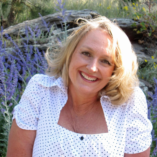 Sandra Bell Photo 16