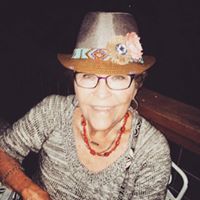 Dorothy Butler Photo 13
