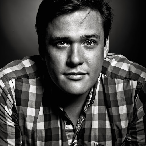 Matthew Kern Photo 37