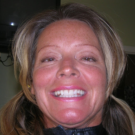 Tammy Farrell Photo 6
