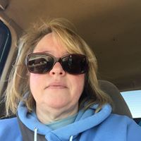 Elizabeth Dupuy Photo 14