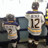 Linda Becker Photo 35