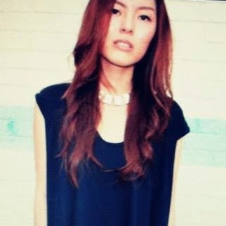 Rena Lee Photo 20