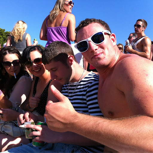 Luke Bullock Photo 12