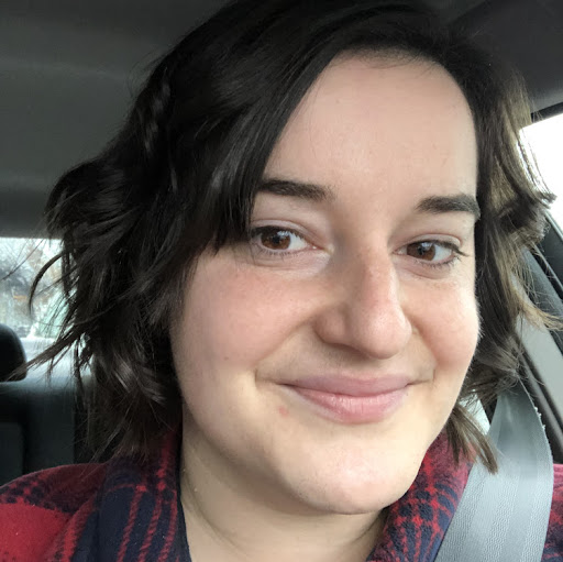 Janelle Phillips Photo 17