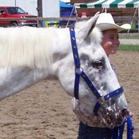 Jennifer Loucks Photo 25