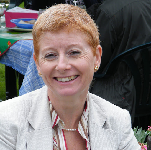 Pauline Price Photo 19