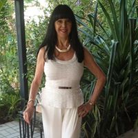 Jean Leigh Photo 20