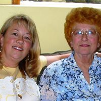 Laurie Hatch Photo 26