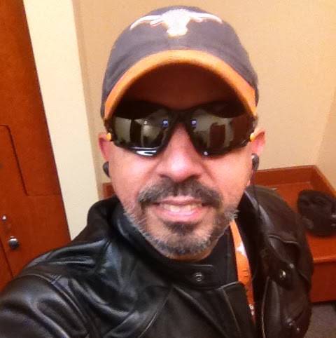 Tomas Gutierrez Photo 6