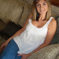 Lisa Unger Photo 29