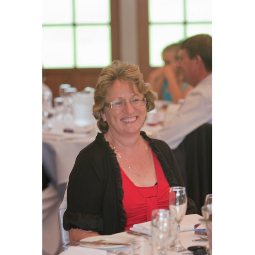 Julie Hackett Photo 10