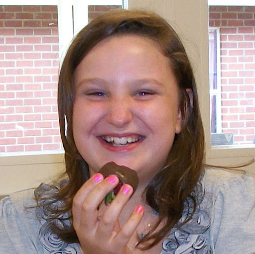 Sydney Lynch Photo 26