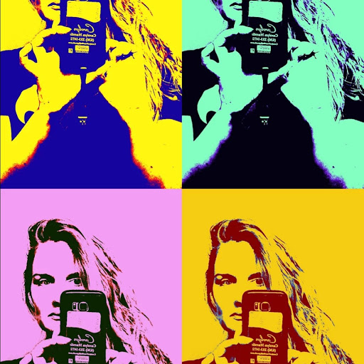 Laura Hewitt Photo 38