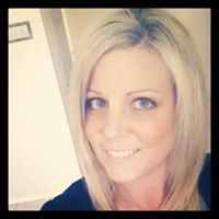 Laura Pennington Photo 27