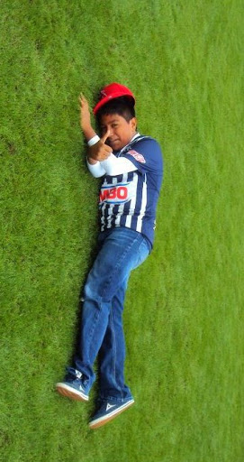 Eduardo Calderon Photo 19