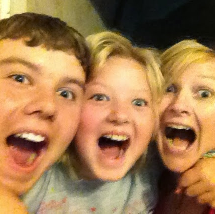 Kellie Baker Photo 8