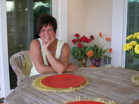 Joyce Thompson Photo 18