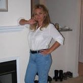 Wanda Young Photo 17