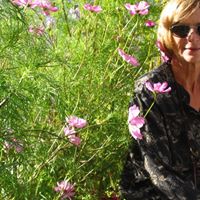 Janet Mackie Photo 14