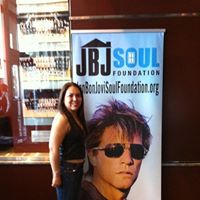 Janie Torres Photo 3