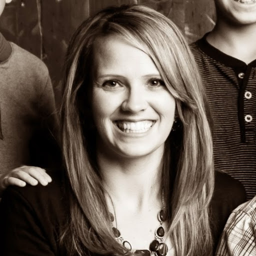 Kerri Johnson Photo 35