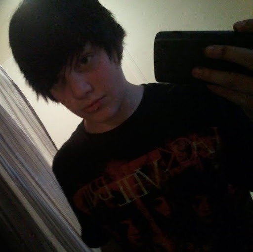 Nick Earnest Photo 17