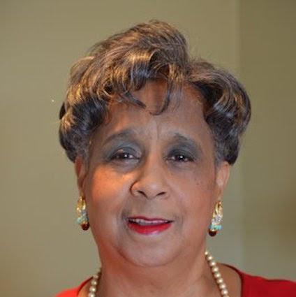 Sharon Lucas Photo 38