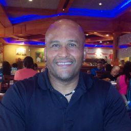 Reinaldo Reyes Photo 8