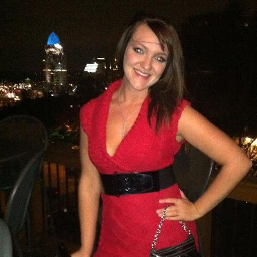 Lisa Woods Photo 12