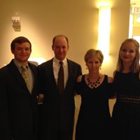 Teresa Dean Photo 33