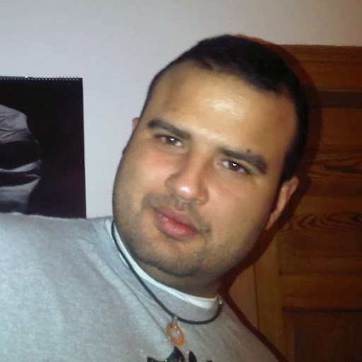 Carlos Perry Photo 38