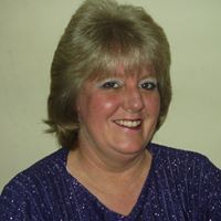 Tracey Burns Photo 26