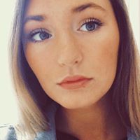 Julia Ebert Photo 6