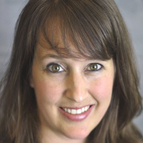Jennifer Holmes Photo 18