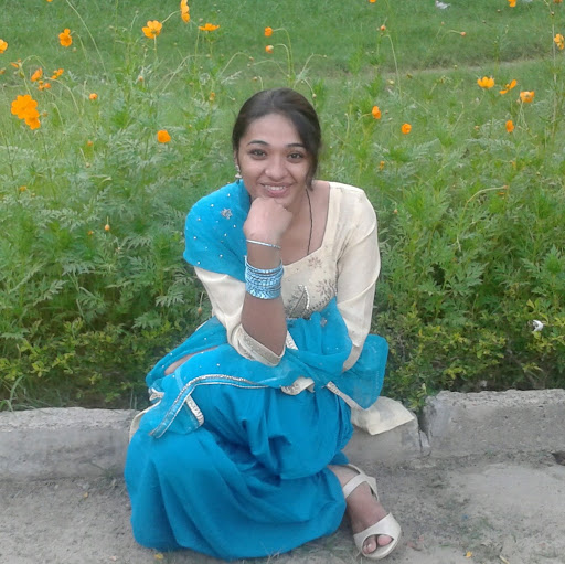 Anuja Gupta Photo 21