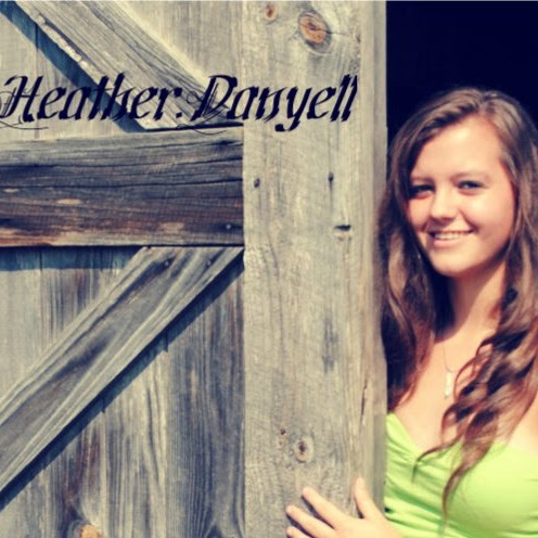 Heather Raines Photo 13