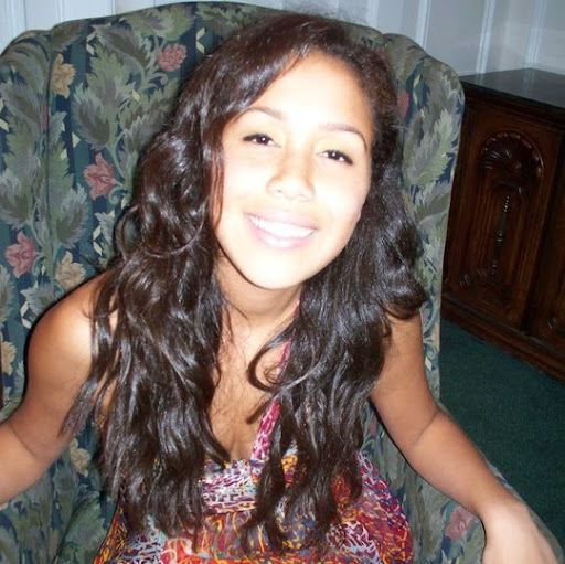 Selina Thompson Photo 31