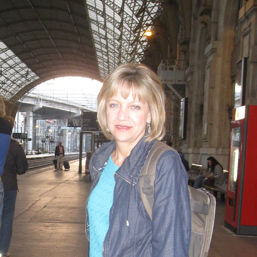 Robyn Lee Photo 16