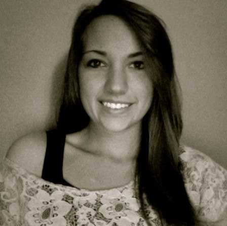 Kirsten Beck Photo 18