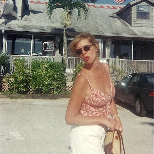 Julie Chambers Photo 27